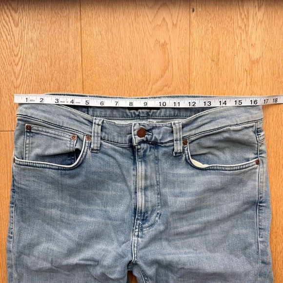 NUDIE JEANS  LEAN DEAN FADED REGULAR-FIT JEANS IN LIGHT BROKEN INDIGO-32 - Picture 15 of 16
